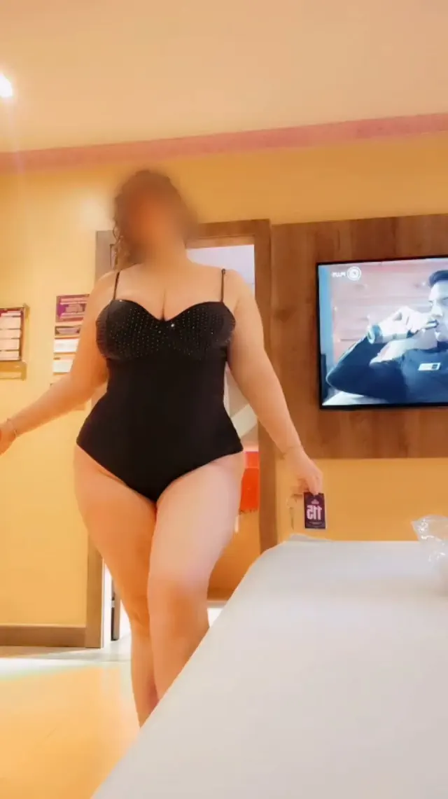 escort-media-afb5268c-b7d3-437c-8a11-81bde346d854