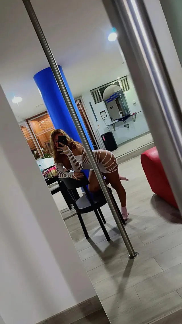 escort-media-afced509-09df-45c4-9e64-b222f4b33adc