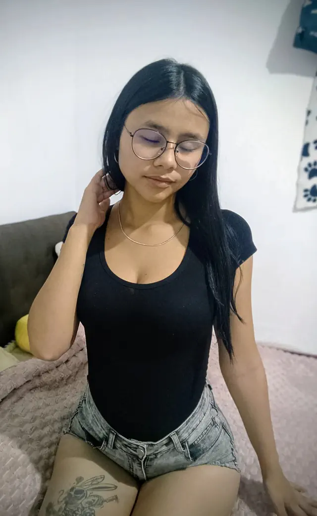 escort-media-b033876d-4880-490a-a875-ea2b1d868401
