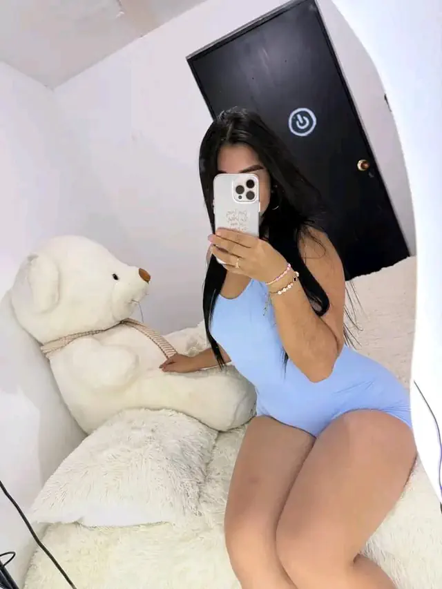 escort-media-b07b14b1-fced-4068-b916-c21849f3907f