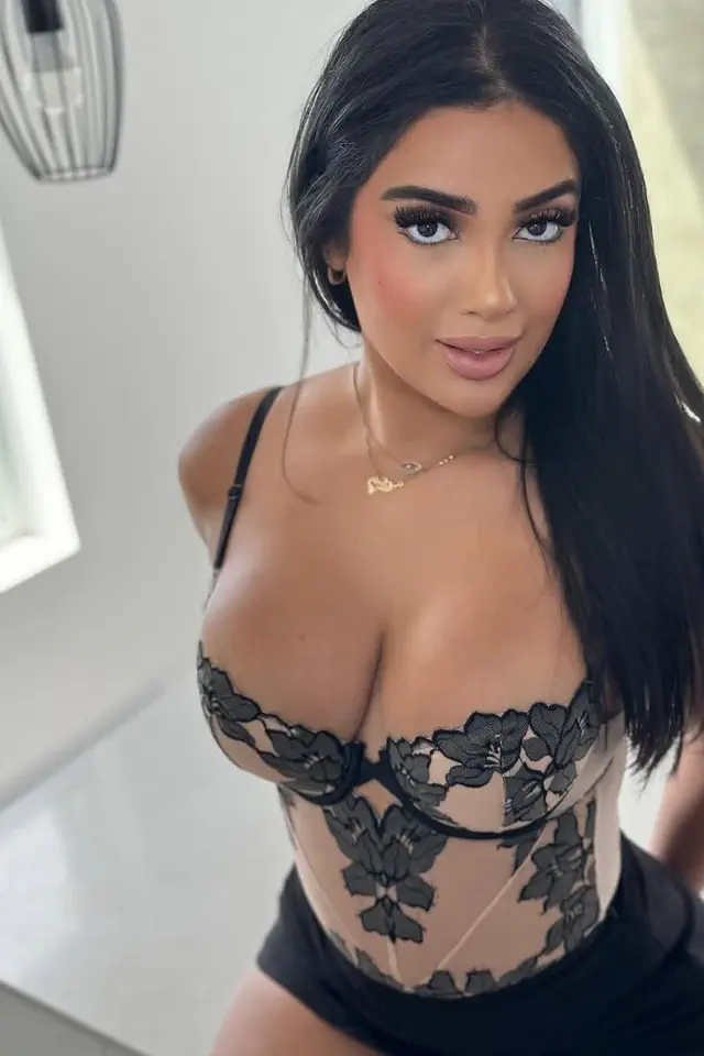 escort-media-b0b1c86c-039e-442e-a07e-ea49efaf9aa4