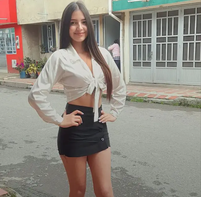 escort-media-b106c22e-704a-4a7d-8efe-2cac2e0c6295