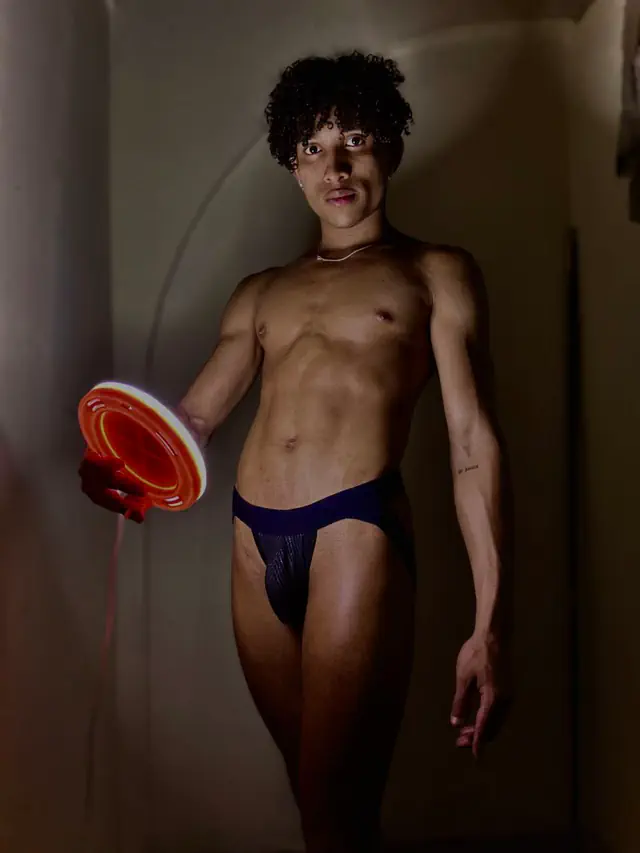 escort-media-b25b2024-33e3-4d5a-8398-b588882477ab