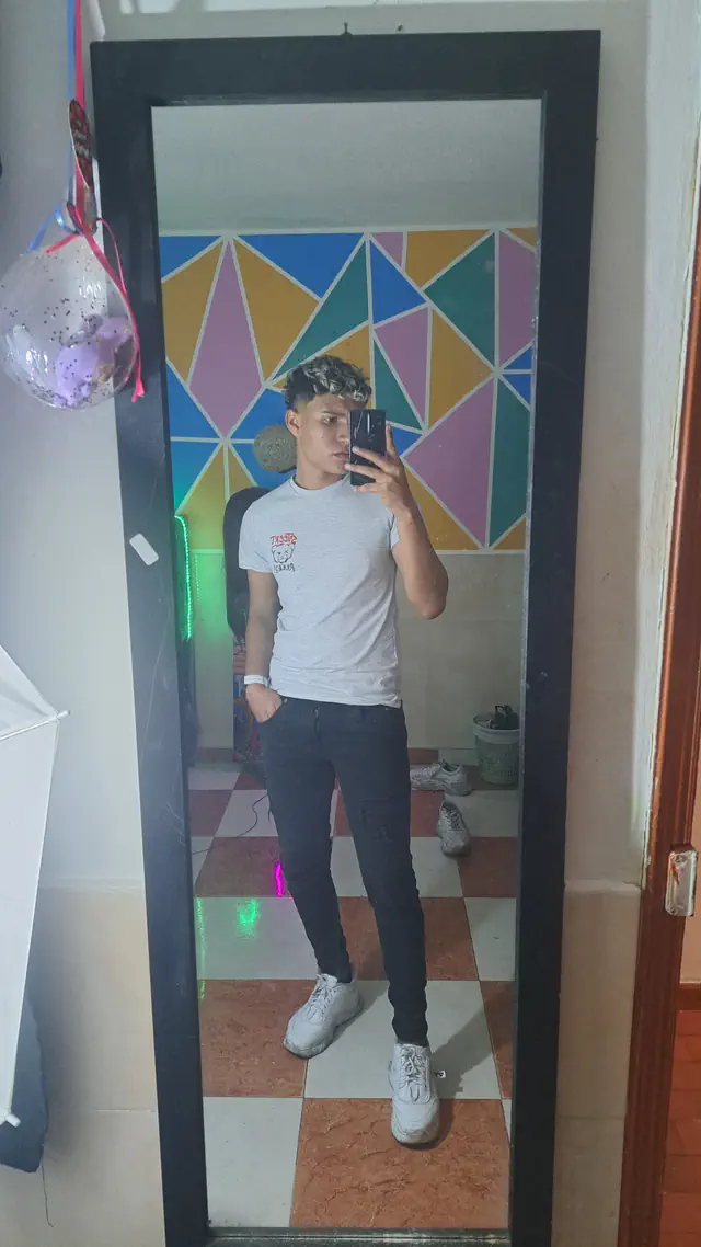 escort-media-b2ba4950-fc6a-4efd-9e6f-8469a73fcfad