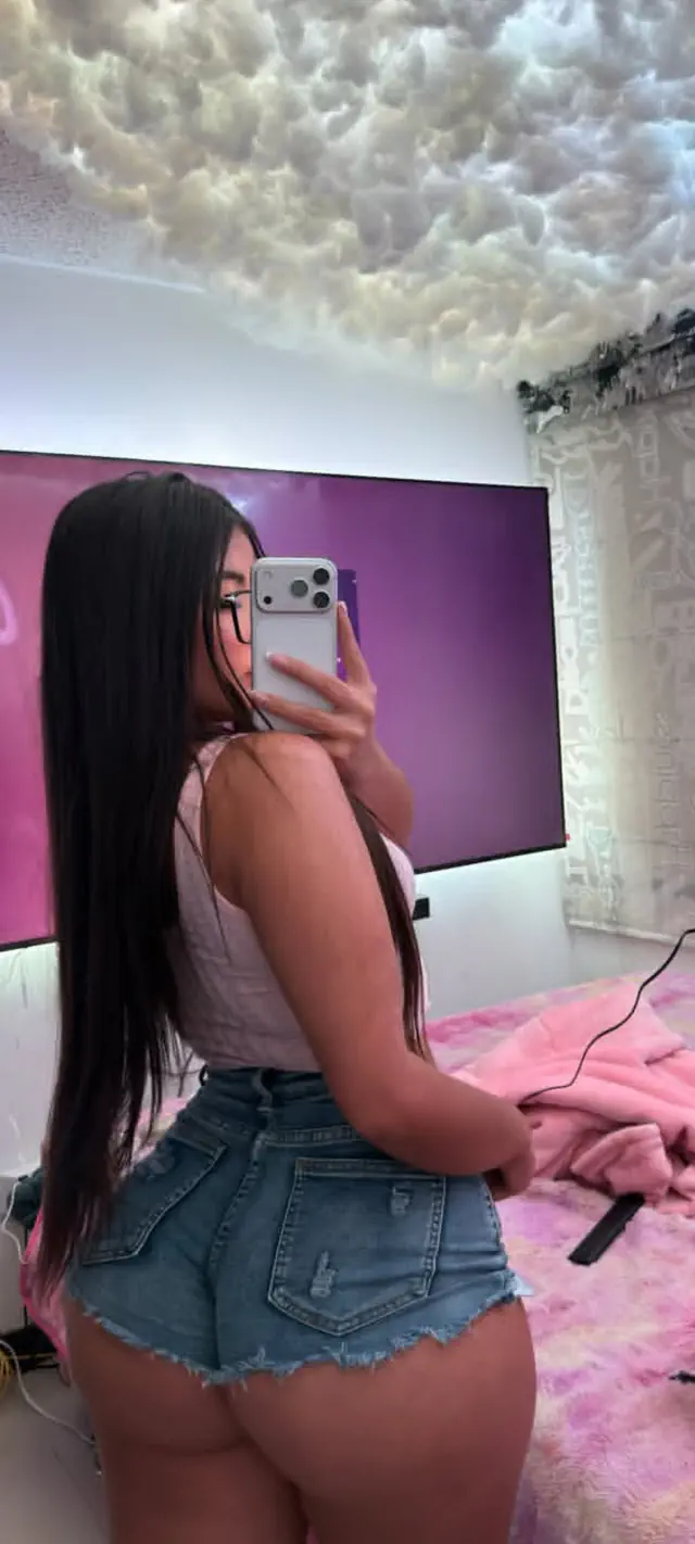 escort-media-b34f8ffb-43a3-4e2d-8d0b-551ee07c6bb5