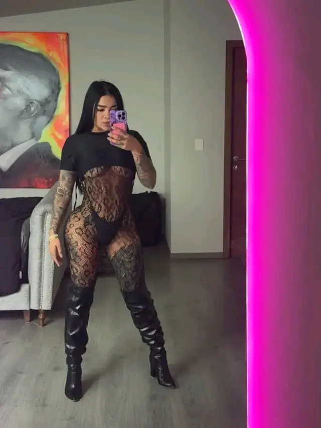 escort-media-b3e1551c-336f-46f1-b8d8-f4f29b4694c4