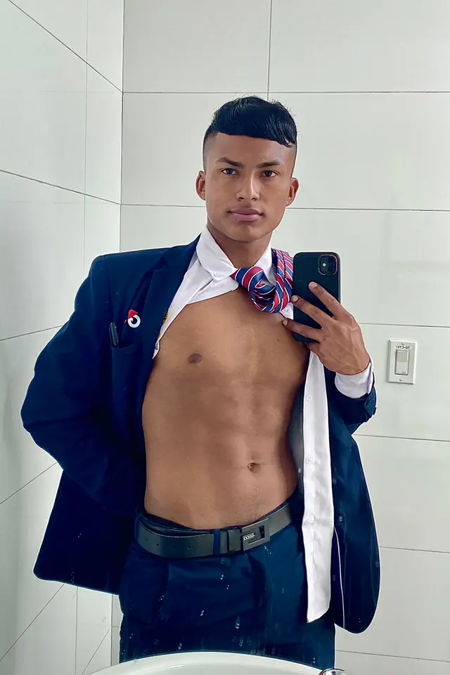 escort-media-b45f59c1-eccb-4fec-9a73-9fd6d5133961