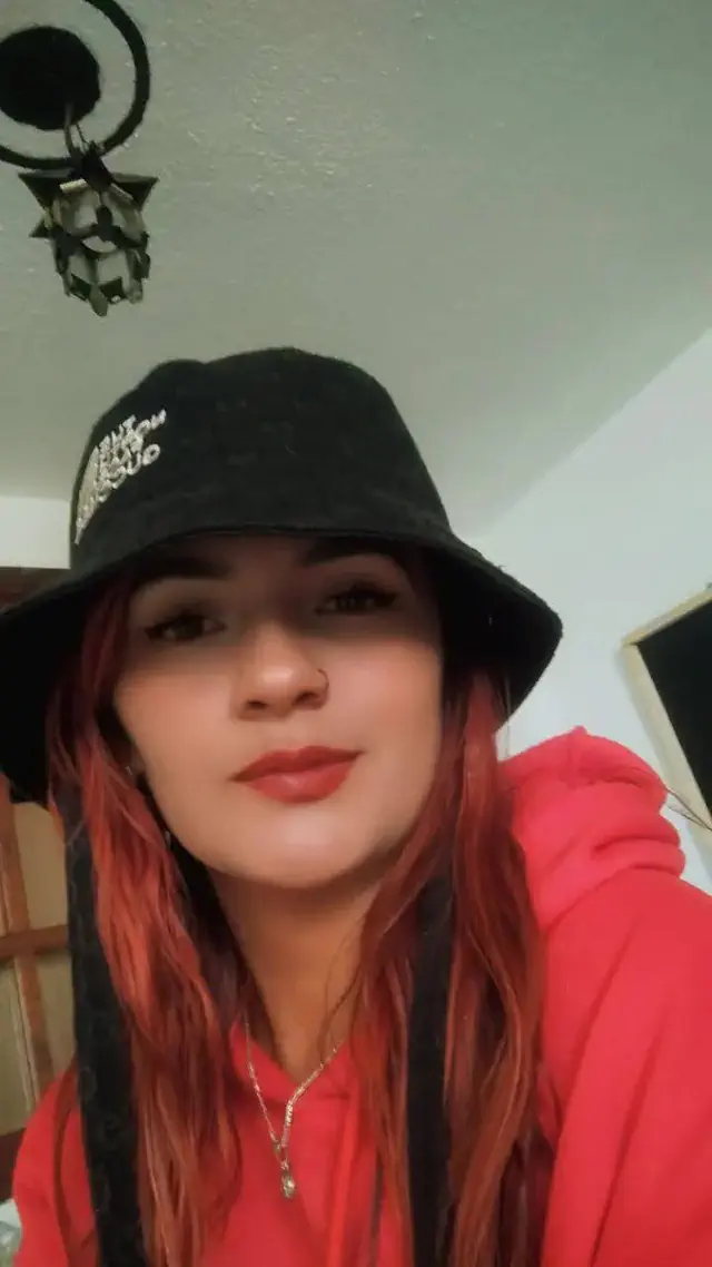 escort-media-b4f20e1f-f6d1-4ea5-b10a-0b896d6f7ee3