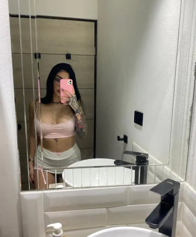 escort-media-b4f8a151-f444-4f20-8c21-458fba083a8a