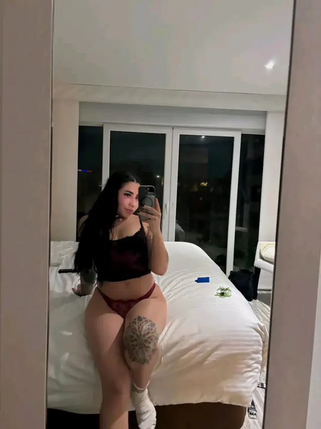 escort-media-b52b6c48-0718-4100-80b2-8b2a58113ac3