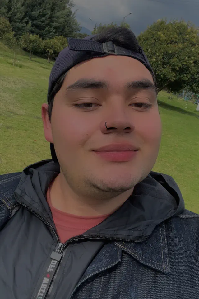 escort-media-b5b3bfdf-1b58-47d6-8f71-cced0207df6b