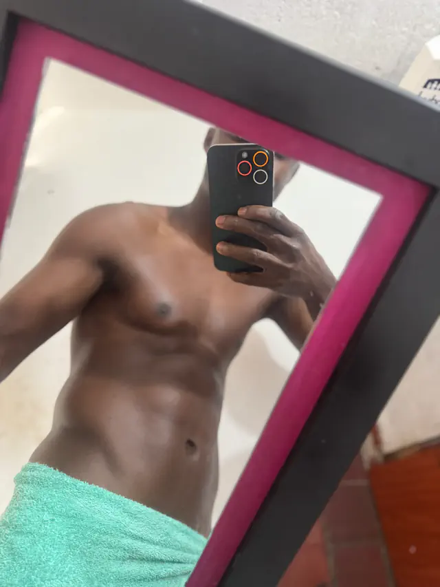 escort-media-b5e32ea6-f86d-48c7-a94f-c7eea63a31cf