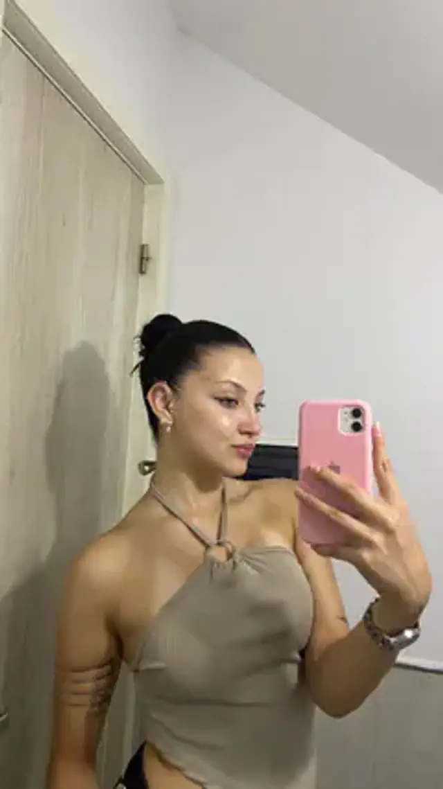 escort-media-b6834227-91b7-4c2f-ba40-527b97dfaf48