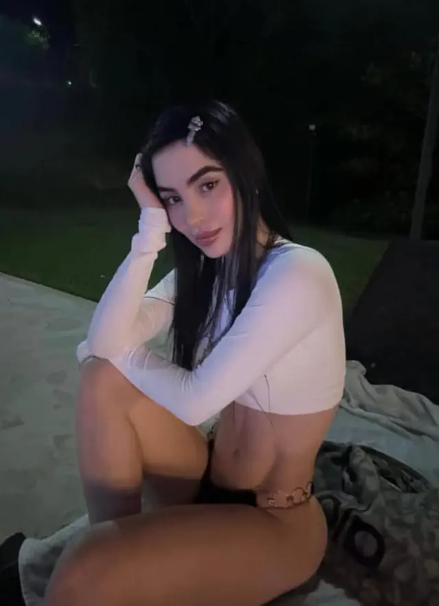 escort-media-b699ac6c-7259-4f4e-9bf3-fa4d5c30c8dc