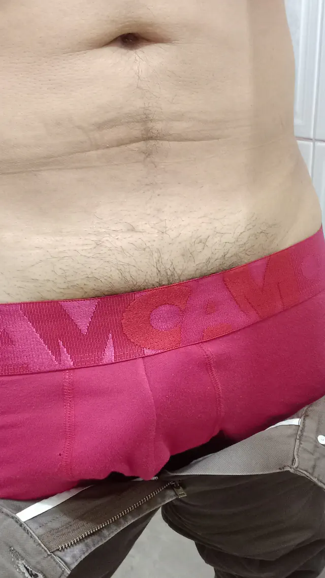 escort-media-b6dd476e-a51f-44cf-92bd-b931b335a884