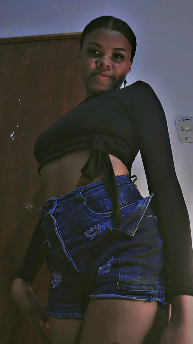 escort-media-b6e5d350-d47a-4bb4-8b98-d9e18280cf8b