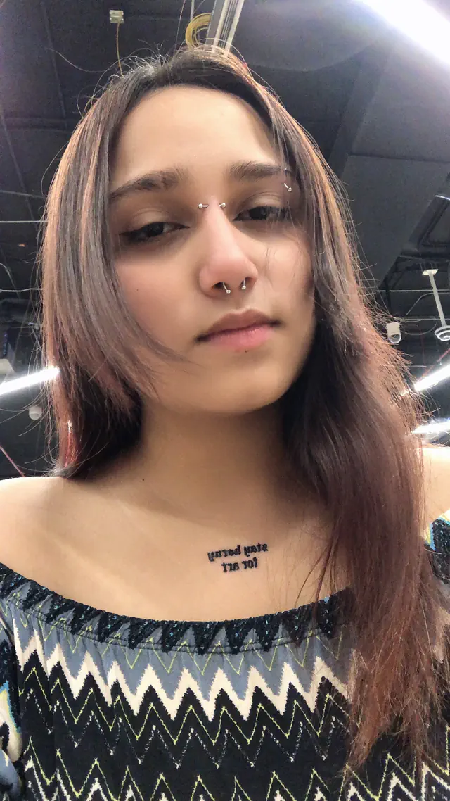 escort-media-b7203663-3d2e-45fb-9485-2c253abcb9eb