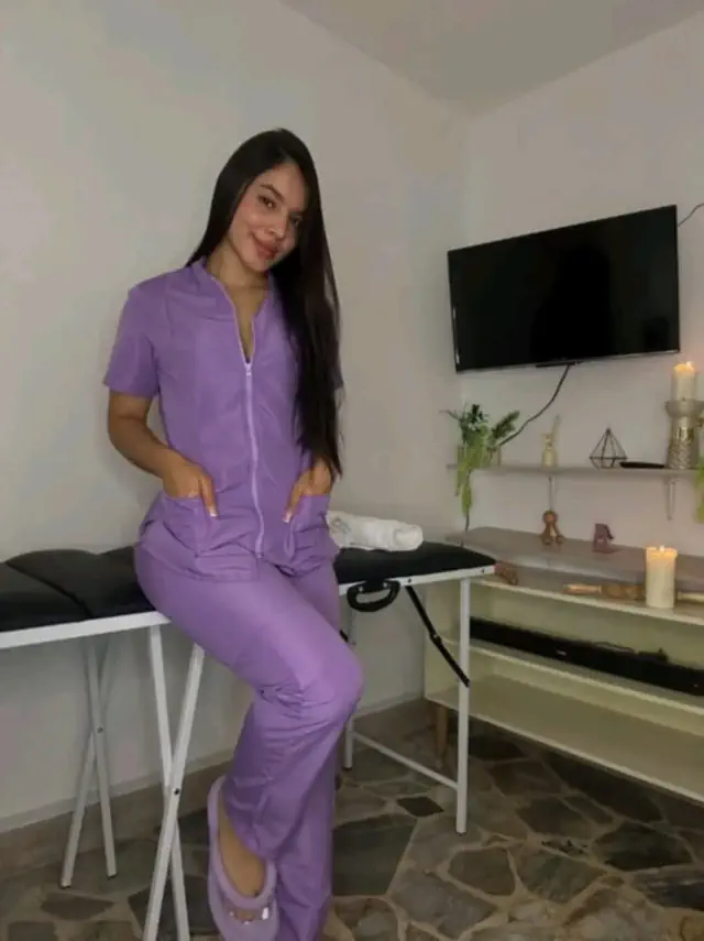 escort-media-b74b5842-ce83-4eec-9ee8-1d5122d293b2