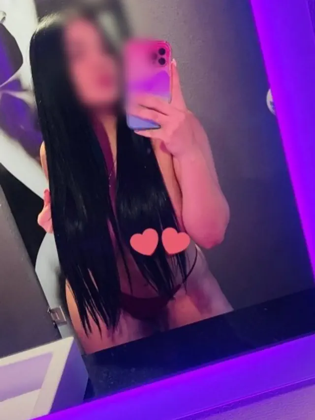 escort-media-b7503e85-83db-48fa-9d40-29acc0f0542b