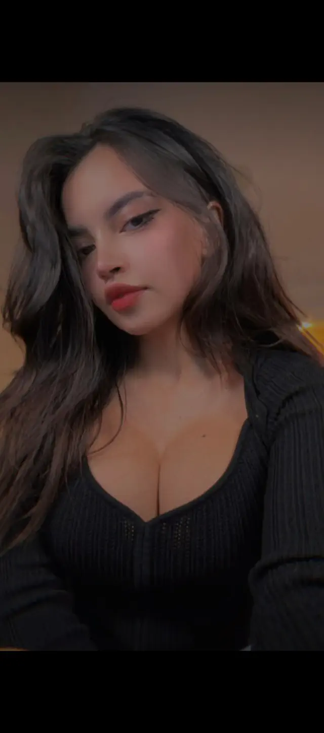 escort-media-b7e29fb4-b277-42e3-9e67-b19f0cfe8c72