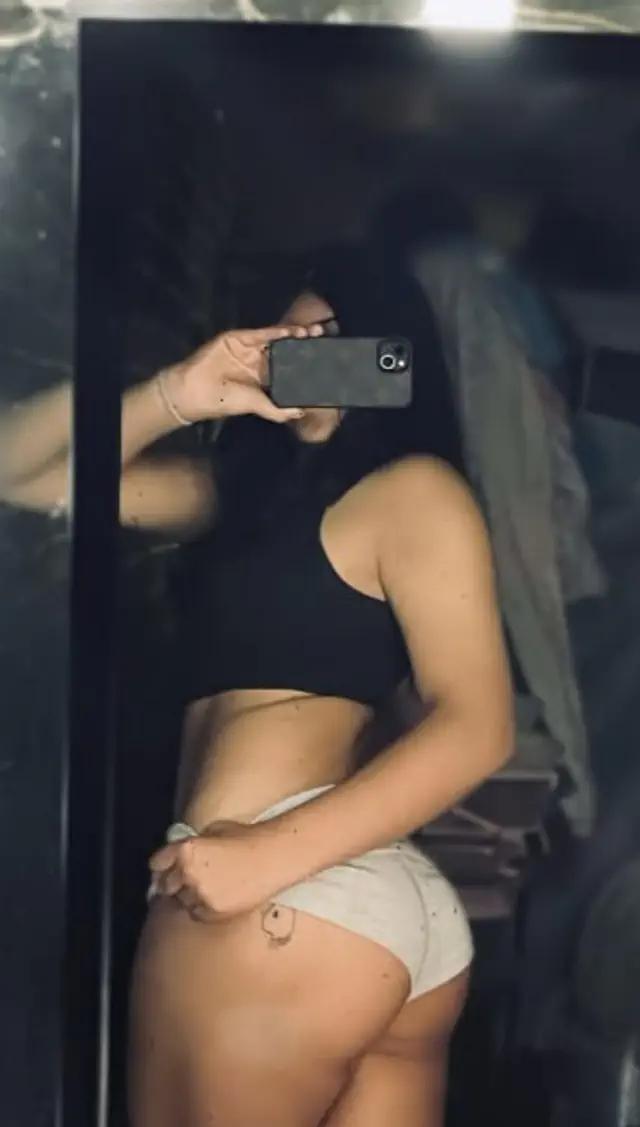 escort-media-b8229f45-3fc8-4072-a63e-cf9c84b4ee7f