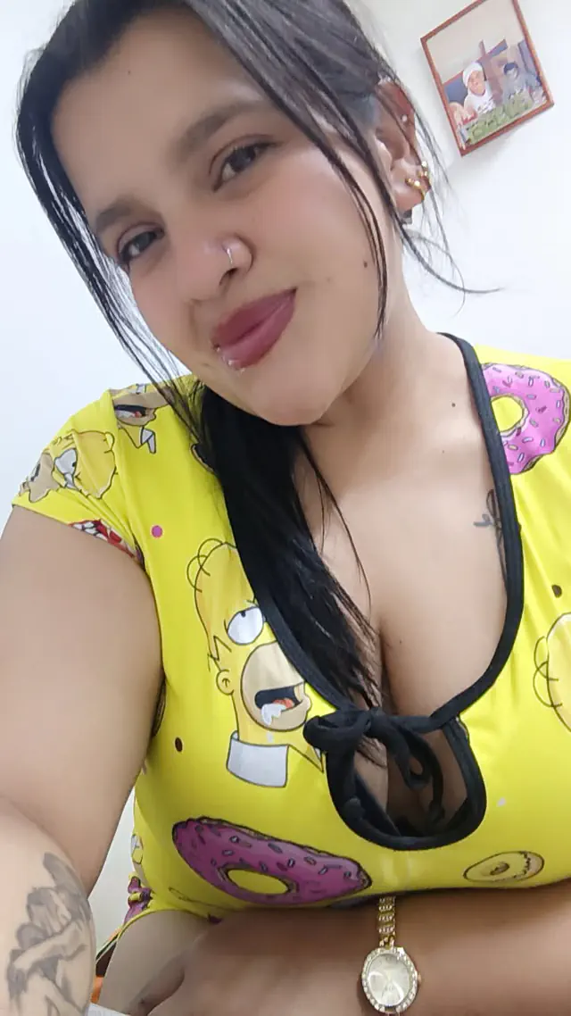 escort-media-b82b651e-ebb1-43a9-bb91-59500a770bb1