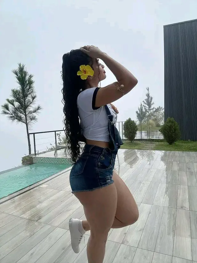 escort-media-b844b9e5-bc69-48f3-b1ed-1195ce288d52