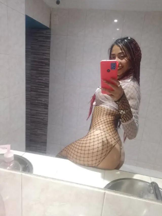 escort-media-b869f485-ff88-400f-8eb1-18b958ca929b