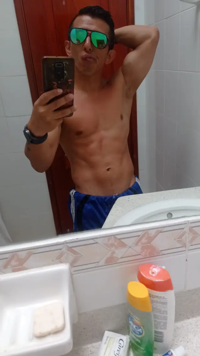 escort-media-b89d7b9b-ada4-4c06-8a1b-2b3855a13050