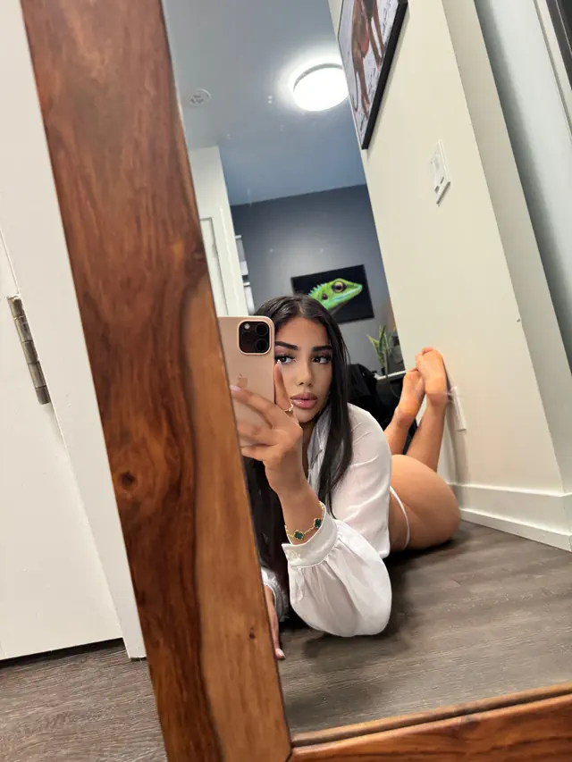 escort-media-b99a0fbc-3c2e-4540-a095-72d95e52efdd