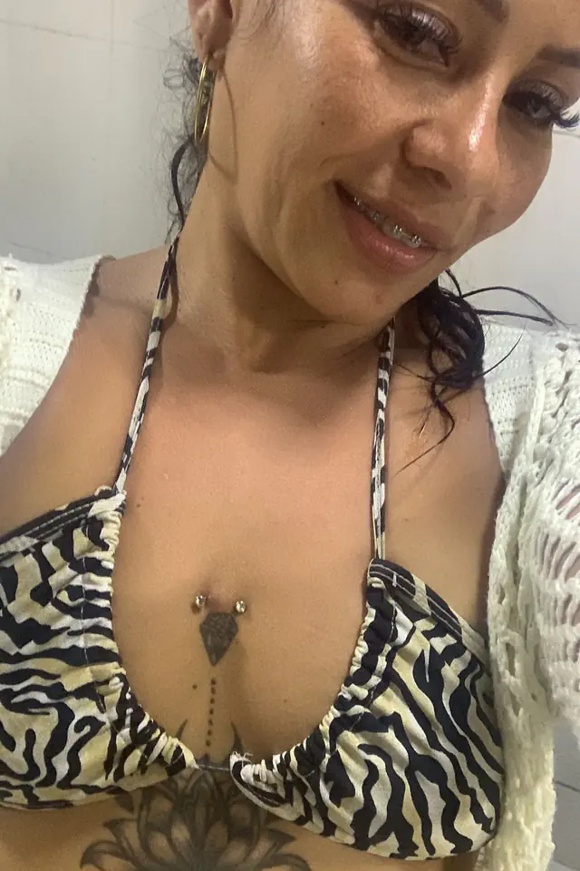 escort-media-b9a575e8-bae7-48b3-ad8f-c1b57cd5f3da