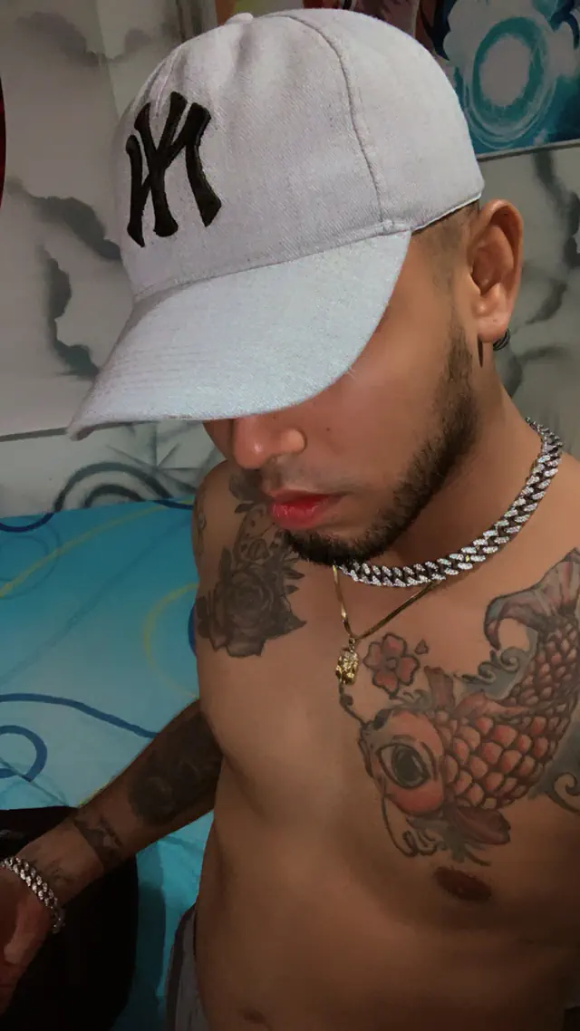 escort-media-b9ec3e6c-4292-40f6-bad0-7b4d50b31600