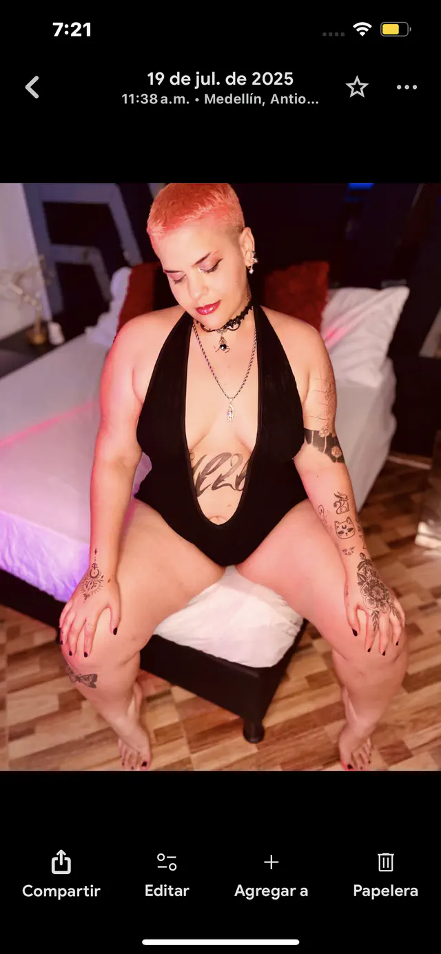 escort-media-b9ff741d-5fe9-4860-8e75-e984d63bfe28