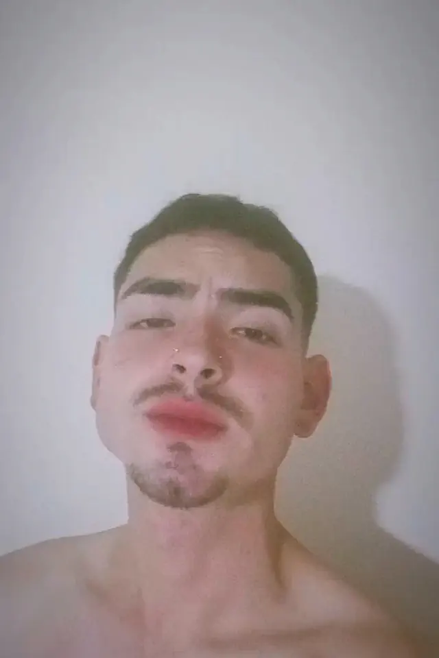 escort-media-ba29dc1c-972b-4a33-8dae-735d8b16612e