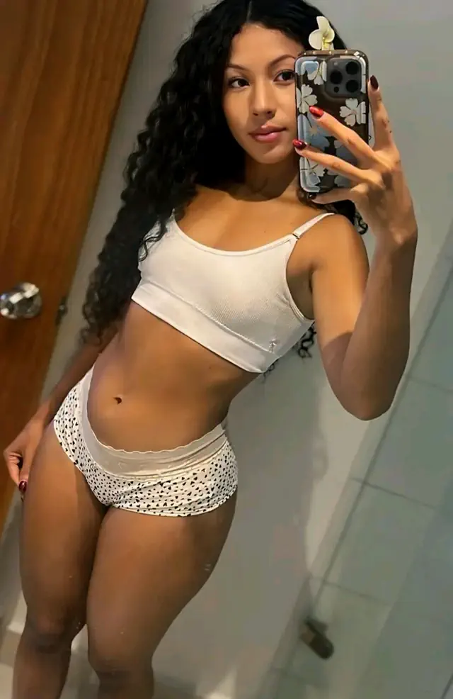 escort-media-baba35a9-c9f1-42db-80ae-eb263b89e88a