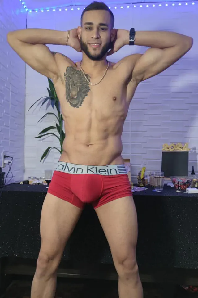 escort-media-bb1f3bb0-74fe-4d5e-9a51-cbe68c7855dc