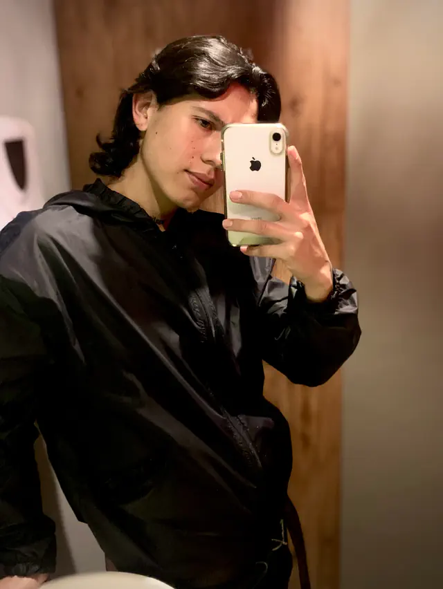 escort-media-bb82d69c-f14d-49a9-8df5-94be6b0280f8