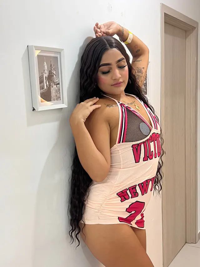 escort-media-bd4d21af-0fe4-419b-aa48-1e3357dcf5b3