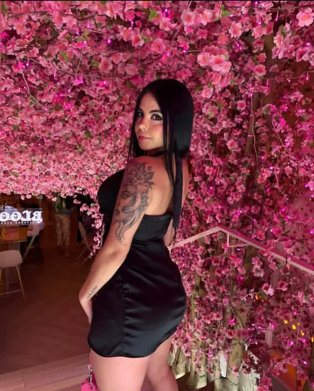 escort-media-bd8f69b3-0123-459e-8b97-0d5ccbf1a877