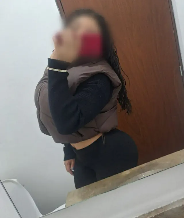 escort-media-bdf6fdfe-c0f9-4c4e-9dd0-dbbc624b3ae5