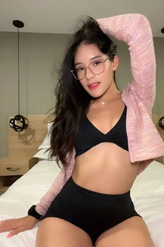 escort-media-bfabaee2-b931-41d8-b3d1-3f8f12df23d6