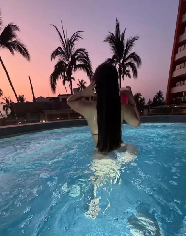 escort-media-bfdde80f-2c55-49ce-acf7-1c332cb72174