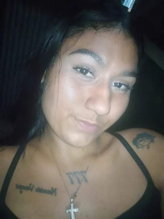 escort-media-c00cdfef-9055-4458-945f-301f70eeeca1