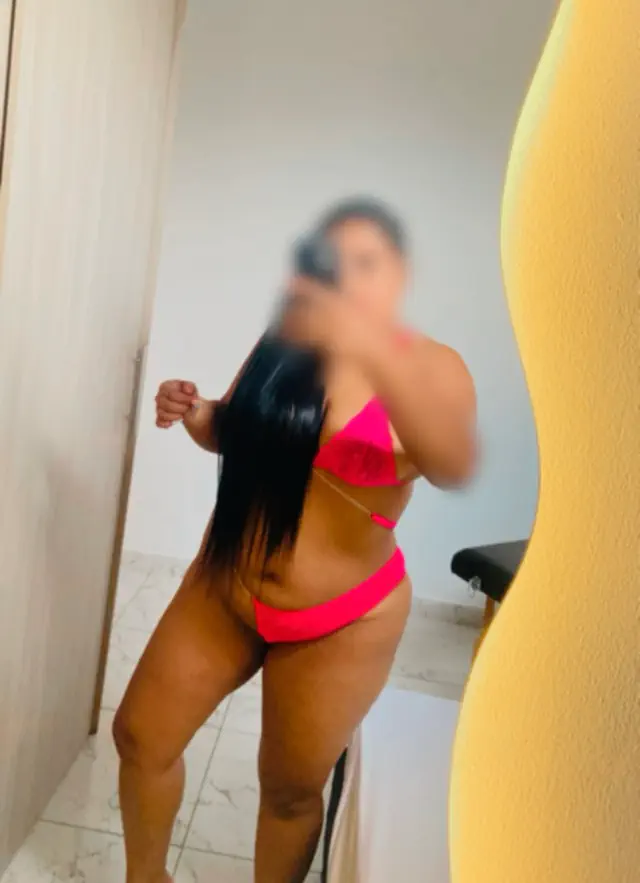 escort-media-c09af0df-36f7-4fa4-a1d9-f761bd85e279