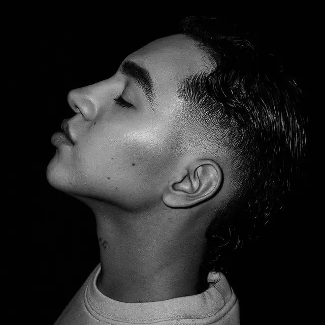 escort-media-c1088b4c-5c84-4595-bab9-40bae35525fa