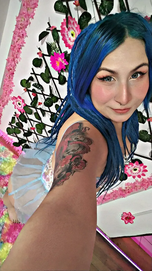 escort-media-c24a4023-6194-4fb9-b467-14bc08058772