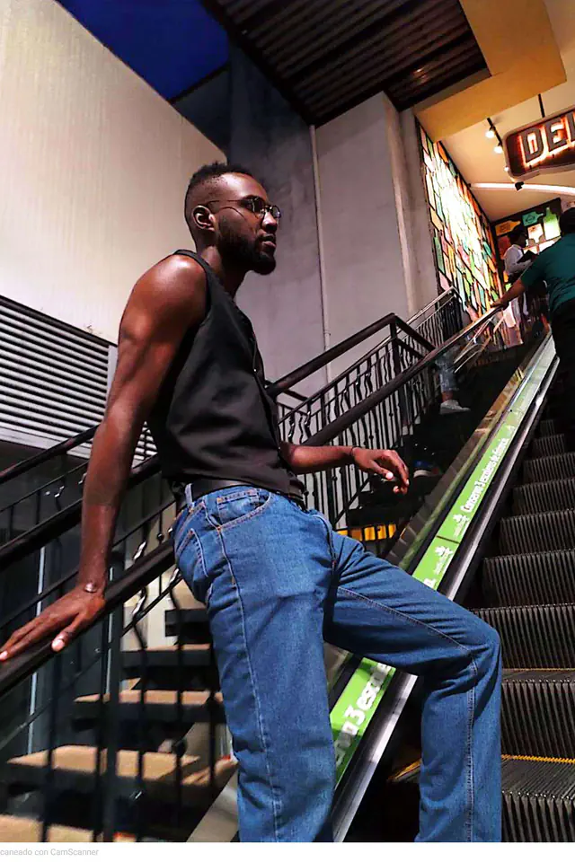 escort-media-c2c3036c-751e-4d5e-bdc5-9d22e9ca7ea3