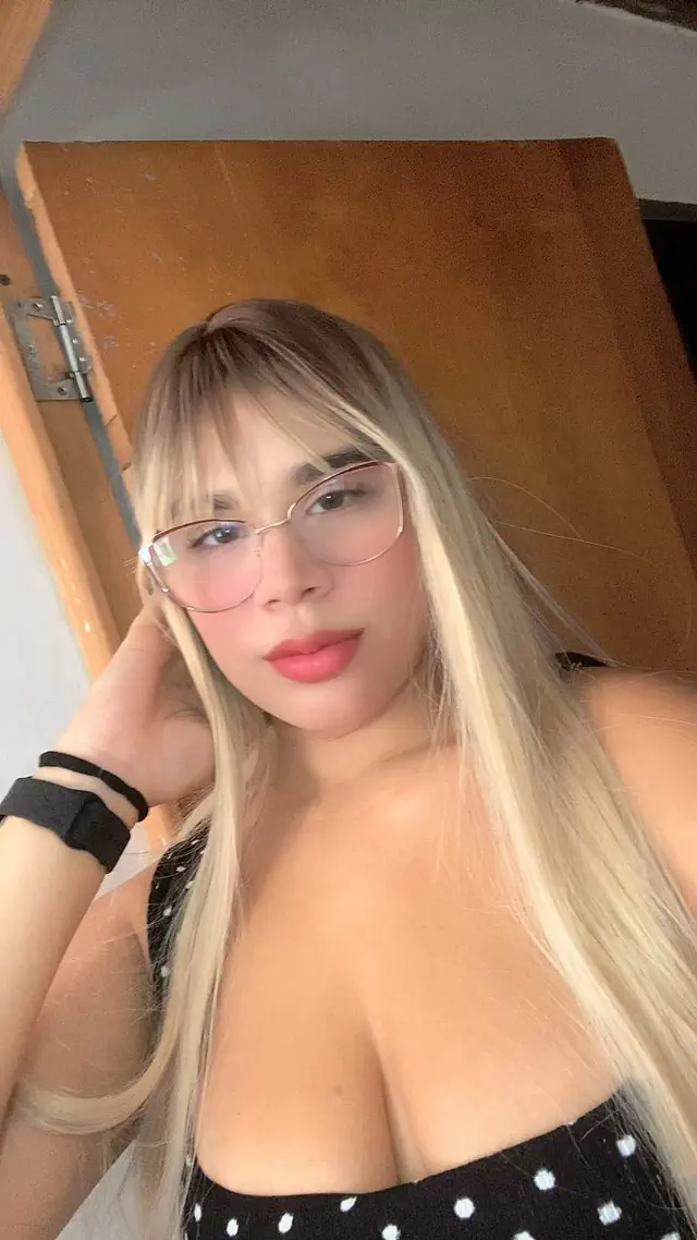 escort-media-c302086c-ec23-47fb-b279-cda9054372f7