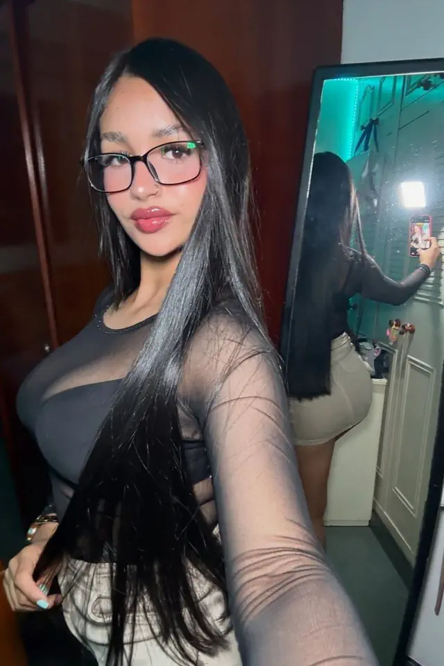 escort-media-c3151eaf-3bd9-4d64-b0f0-7dbf750894c5