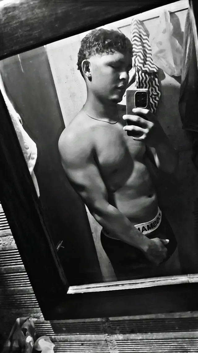 escort-media-c3531083-acd3-4f31-910d-646105bbf5a6